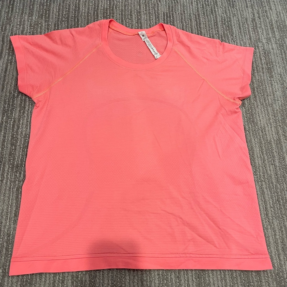 Lululemon neon pink Swiftly Tech Short-Sleeve Shirt 2.0 Waist Length SIZE 12